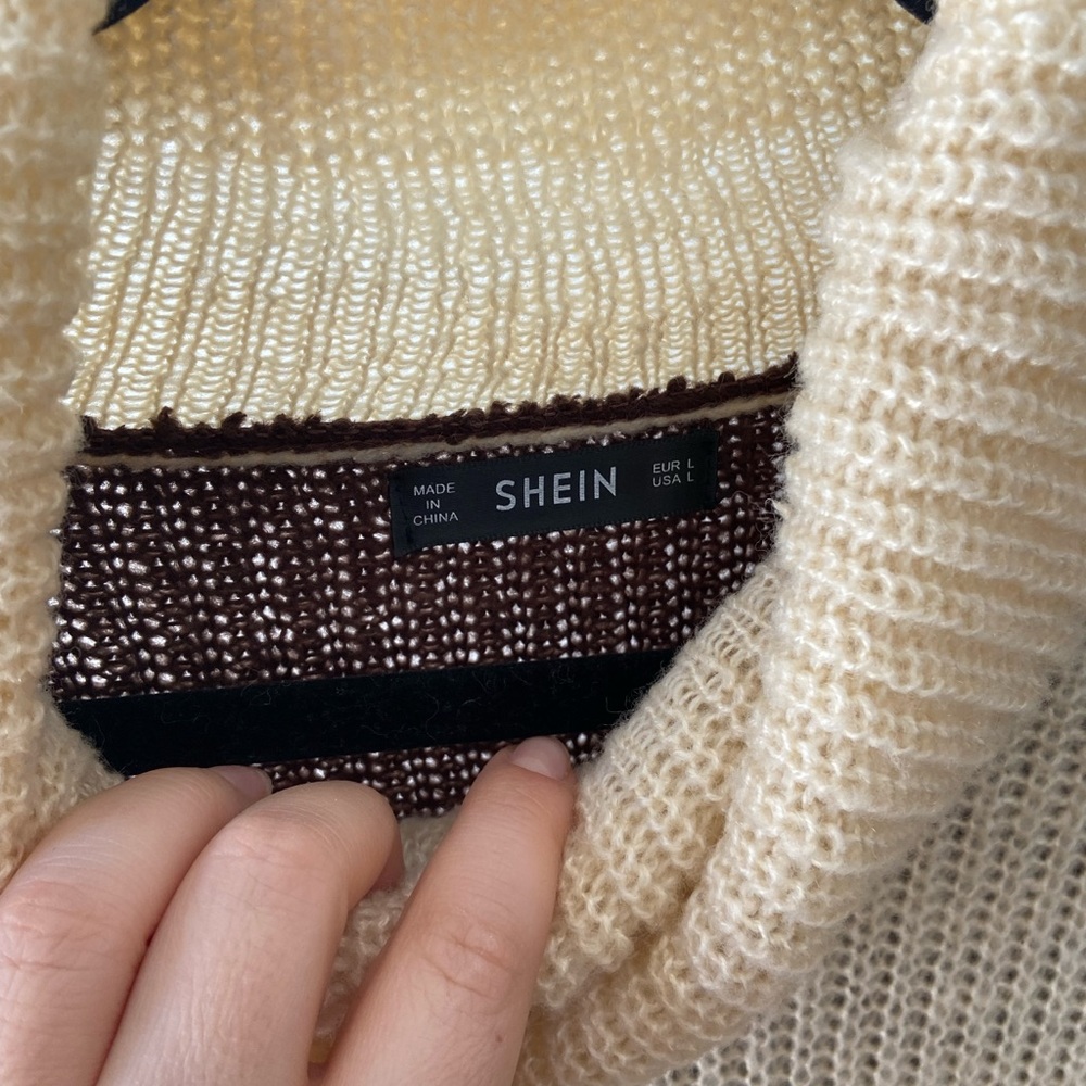 Color Block Sweater - Picture 4 of 4